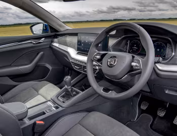 Interior Škoda Octavia [UK-spec] '2020–pr.