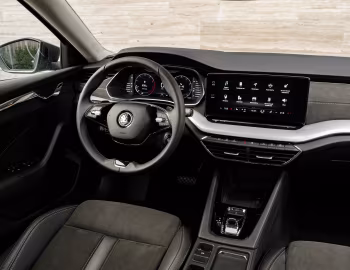 Painel frontal Škoda Octavia [CIS] '2020–22