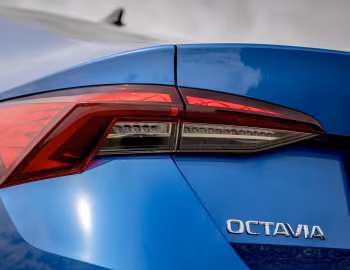 Škoda Octavia [UK-spec] '2020–pr.