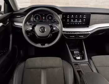 Painel frontal Škoda Octavia [CIS] '2020–22