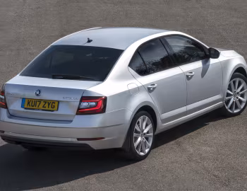 Škoda Octavia [UK-spec] (5E) '2017–20