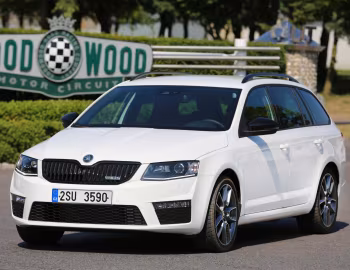 Škoda Octavia RS Combi [Worldwide] (5E) '2013–16