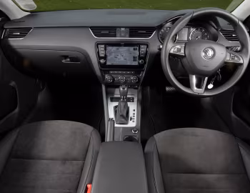 Передня панель Škoda Octavia [UK-spec] (5E) '2013–16