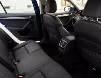 Інтер'єр Škoda Octavia 4×4 [Worldwide] (5E) '2017–20