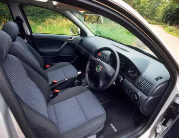 Інтер'єр Škoda Octavia 4×4 [UK-spec] (1U) '2001–04
