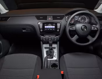 Передня панель Škoda Octavia [Australia] (5E) '2013–17