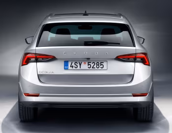 Škoda Octavia Combi [Worldwide] '2020–24