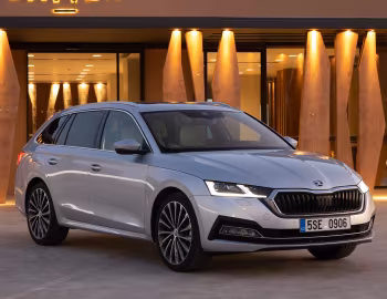 Škoda Octavia Combi [Worldwide] '2020–24