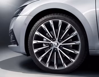 Škoda Octavia Combi [Worldwide] '2020–24