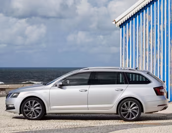 Škoda Octavia Combi Laurin & Klement 4×4 [Worldwide] (5E) '2017–20