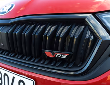Škoda Octavia Combi RS [Worldwide] '2024–pr.