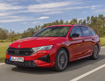 Škoda Octavia Combi RS [Worldwide] '2024–pr.