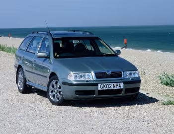 Škoda Octavia Estate [UK-spec] (1U) '2000–04