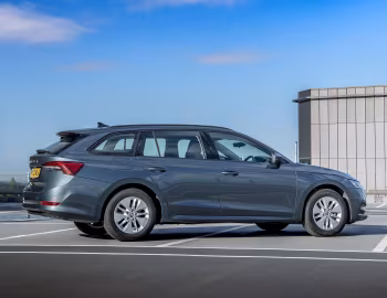 Škoda Octavia Estate [UK-spec] '2020–24