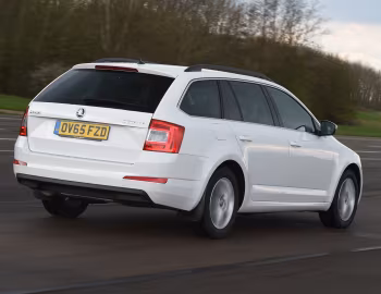 Škoda Octavia Estate [UK-spec] (5E) '2013–16