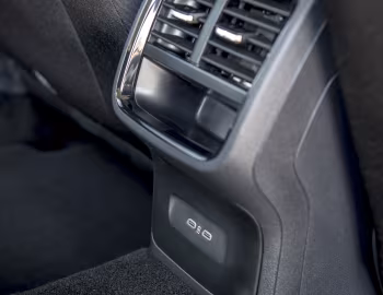 Interior Škoda Octavia Estate [UK-spec] '2020–24