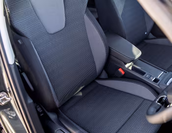 Interior Škoda Octavia Estate [UK-spec] '2020–24