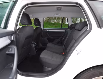 Інтер'єр Škoda Octavia Estate [UK-spec] (5E) '2013–16