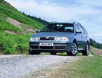Škoda Octavia Estate [UK-spec] (1U) '2000–04