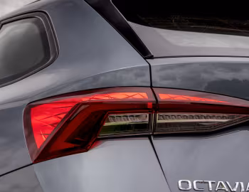 Škoda Octavia Estate [UK-spec] '2020–24