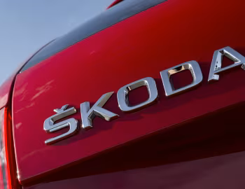 Škoda Octavia Estate [UK-spec] (5E) '2017–20