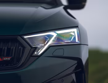 Škoda Octavia Estate vRS [UK-spec] '2024–pr.