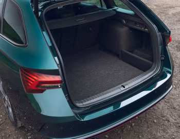 Porta-malas Škoda Octavia Estate vRS [UK-spec] '2024–pr.