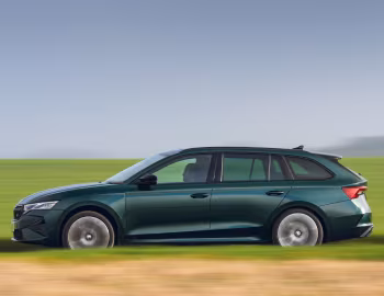 Škoda Octavia Estate vRS [UK-spec] '2024–pr.
