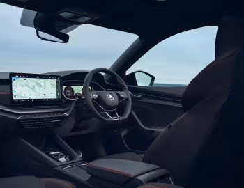 Interior Škoda Octavia Estate vRS [UK-spec] '2024–pr.