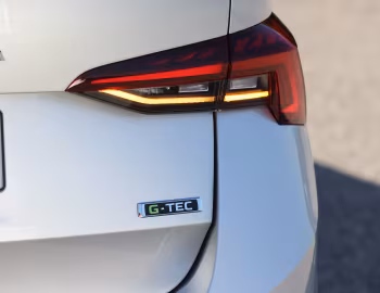 Škoda Octavia G-Tec Combi [Worldwide] '2020–24