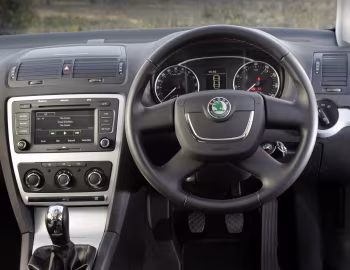 Передня панель Škoda Octavia GreenLine Estate (1Z) '2009–13