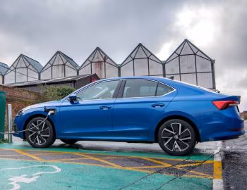 Škoda Octavia iV [UK-spec] '2020–pr.