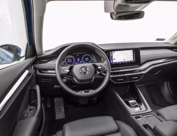 Painel frontal Škoda Octavia iV [Worldwide] '2020–24
