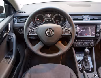 Painel frontal Škoda Octavia Laurin & Klement [Worldwide] (5E) '2014–16