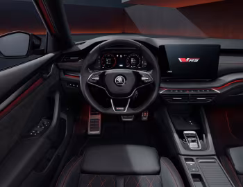 Painel frontal Škoda Octavia RS [Worldwide] '2024–pr.