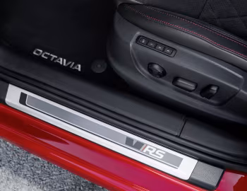 Škoda Octavia RS 245 [Worldwide] (5E) '2017–20