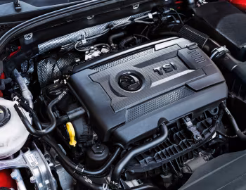 Sob o capô Škoda Octavia RS 245 [Worldwide] (5E) '2017–20