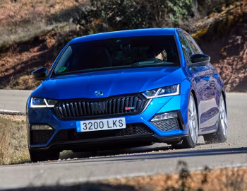 Škoda Octavia RS Combi [Worldwide] '2020–24