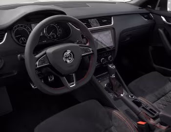 Інтер'єр Škoda Octavia RS Combi [Worldwide] (5E) '2017–20