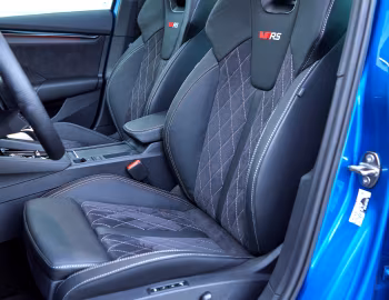 Interior Škoda Octavia RS Combi [Worldwide] '2020–24