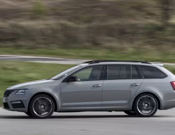 Škoda Octavia RS Combi [Worldwide] (5E) '2017–20