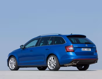 Škoda Octavia RS Combi [Worldwide] (5E) '2017–20