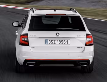 Škoda Octavia RS Combi [Worldwide] (5E) '2017–20