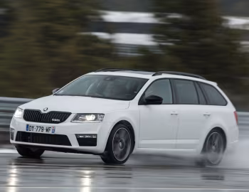 Škoda Octavia RS Combi 4×4 [Worldwide] (5E) '2015–16