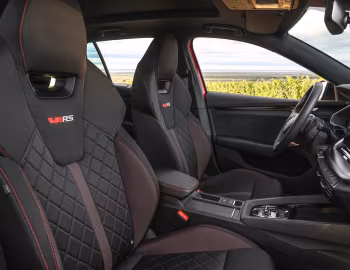 Interior Škoda Octavia RS iV Combi [Worldwide] '2020–24
