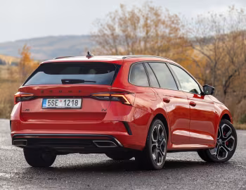 Škoda Octavia RS iV Combi [Worldwide] '2020–24