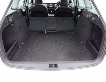 Porta-malas Škoda Octavia Scout [UK-spec] (5E) '2017–20
