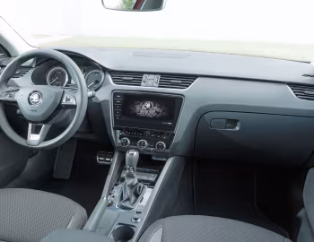 Painel frontal Škoda Octavia Scout [Worldwide] (5E) '2017–20