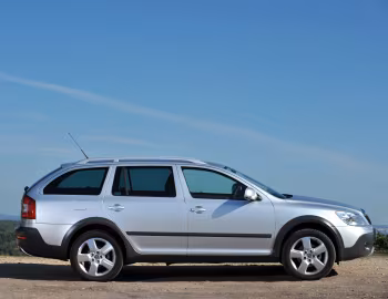 Škoda Octavia Scout [UK-spec] (1Z) '2009–13