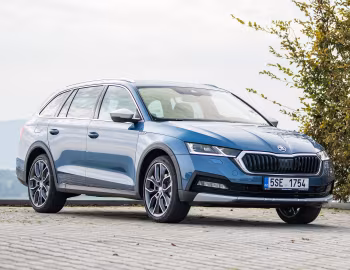 Škoda Octavia Scout [Worldwide] '2020–24